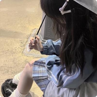 嘎喳嘎喳的鸟